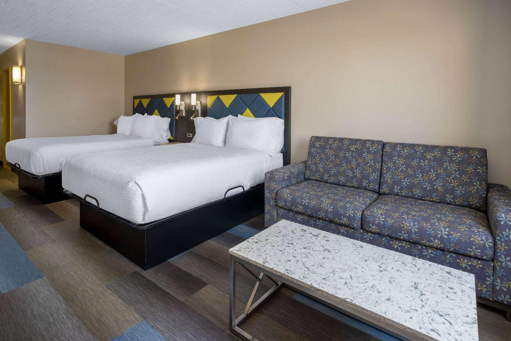 Days Hotel By Wyndham North Bergen Exterior photo