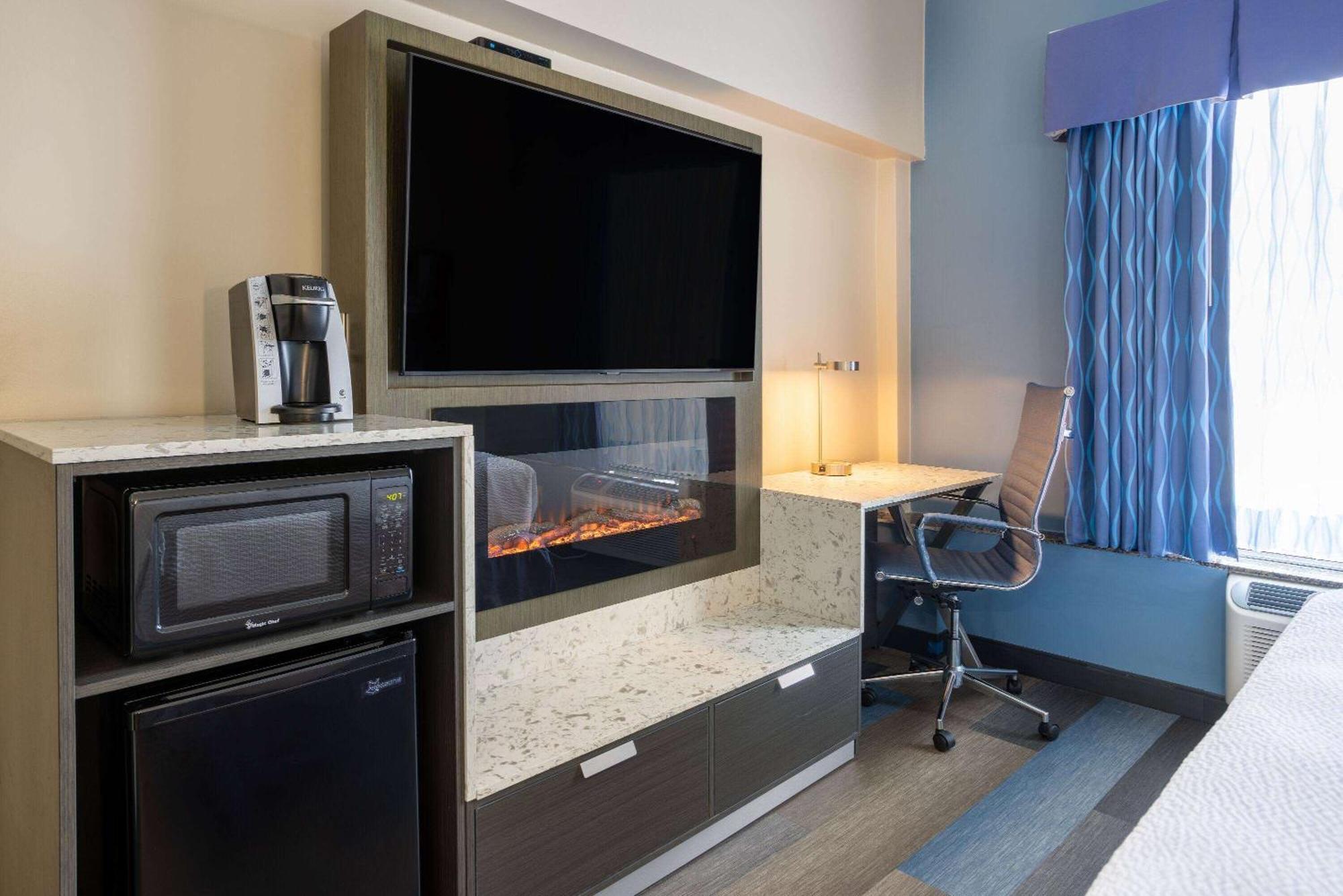 Days Hotel By Wyndham North Bergen Exterior photo